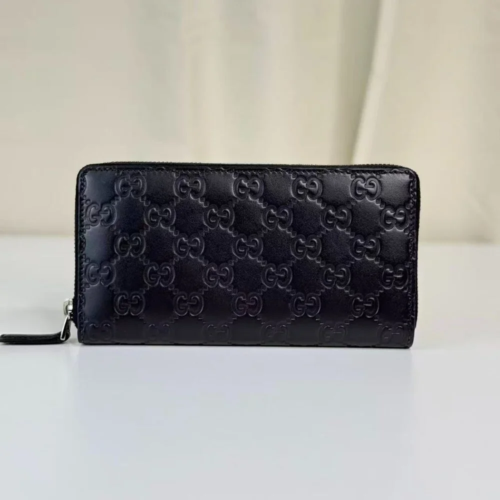 Gucci Black GG Logo Printed Wallet with Classic Logo Design